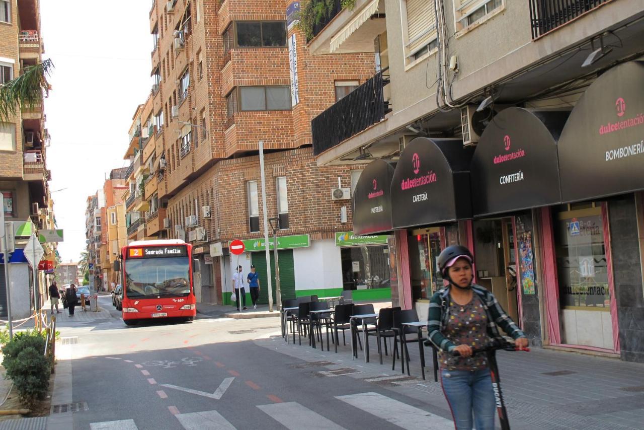 Apartamento B Ani Lägenhet Alicante Exteriör bild